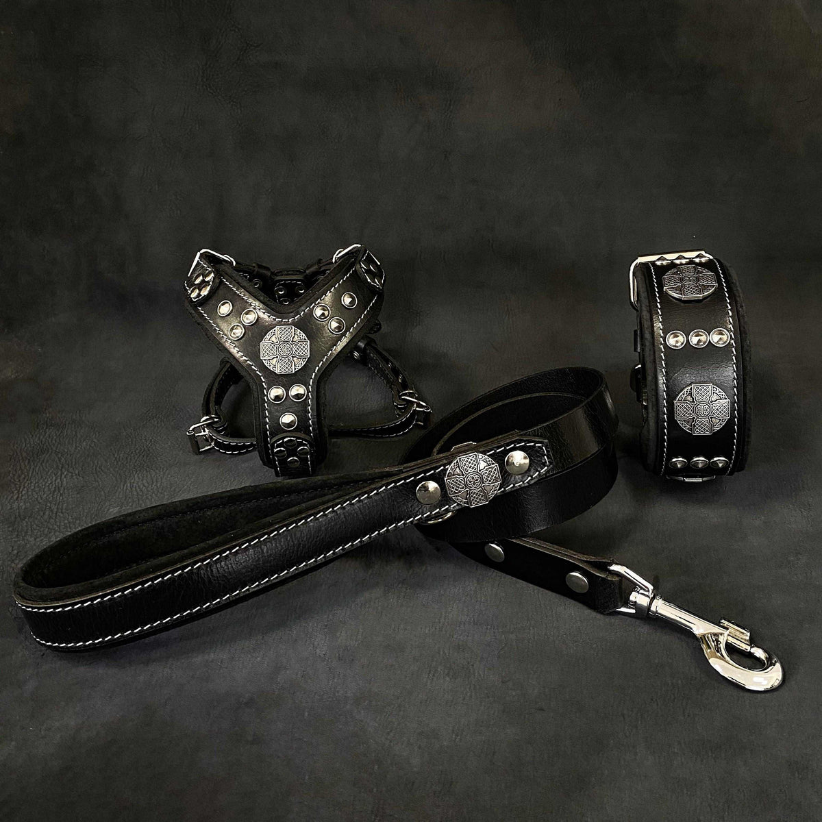 Maximus Black&Silver small dog set including black leather harness, collar, and leash with silver hardware and decorative accents.